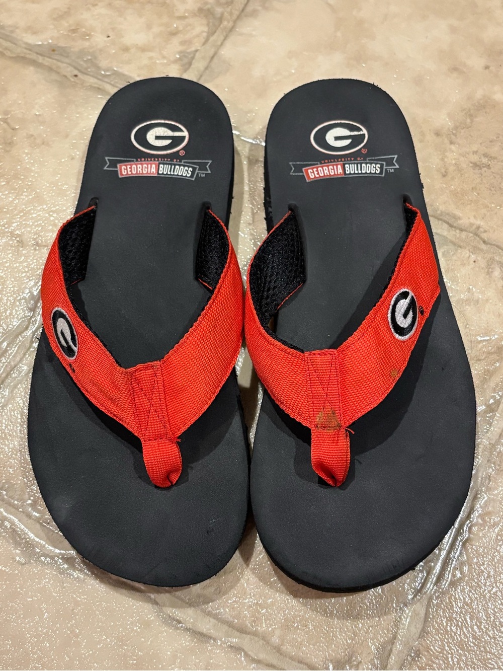 Georgia Bulldogs UGA Flip Flops Red Black Embroidered Logo NCAA Sandals